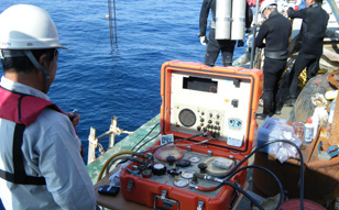 2009 / 8 ～ 11　佐渡島海象観測機器設置作業